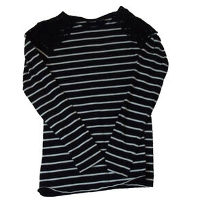 Apt. 9 Women's‎ Black Striped Long Sleeve Pullover Shirt Size XS Stretch